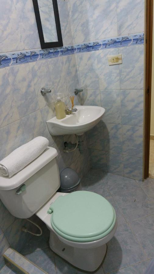 Cerca Al Aeropuerto Domina House Hospedagem domiciliar Bogotá