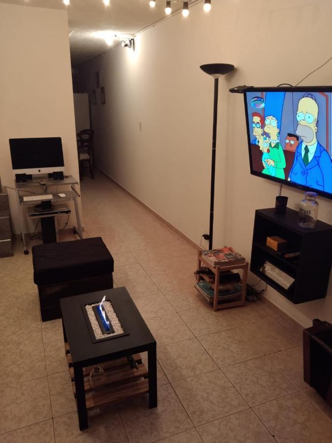 Hospedagem domiciliar Cerca Al Aeropuerto Domina House *